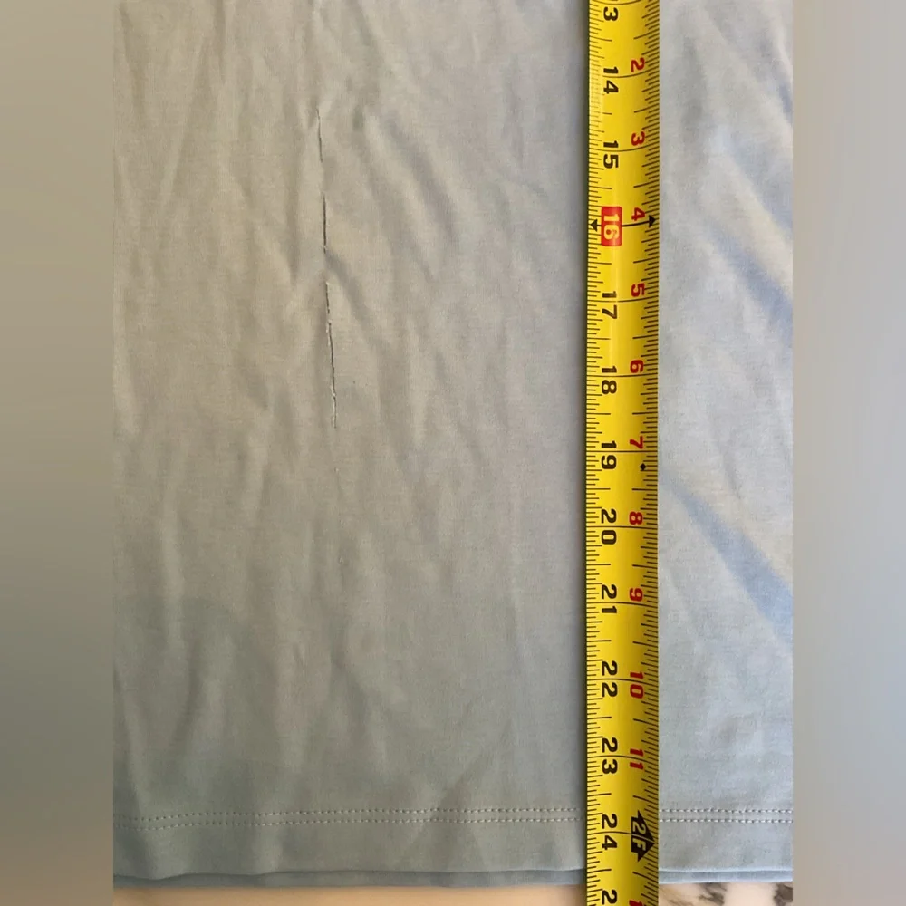 J. Crew Women's Essential short-sleeve crewneck tee Chateau Light Blue XL sliced - Picture 13 of 15